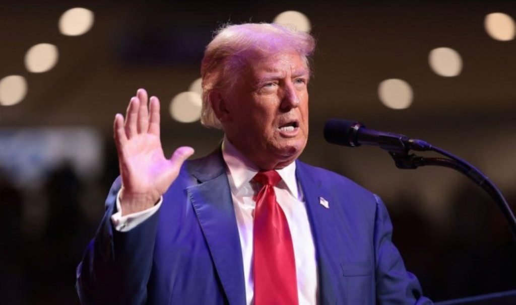 Trump: Zelenski tarihin en büyük pazarlamacısı, ne vakit gelse 60 milyar dolarla geri dönüyor