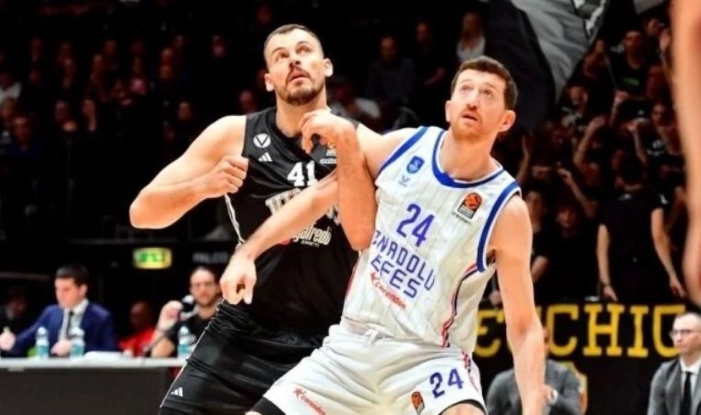Deplasmanda hoş başlangıç! Anadolu Efes, İtalya’da EuroLeague’i hoş açtı!
