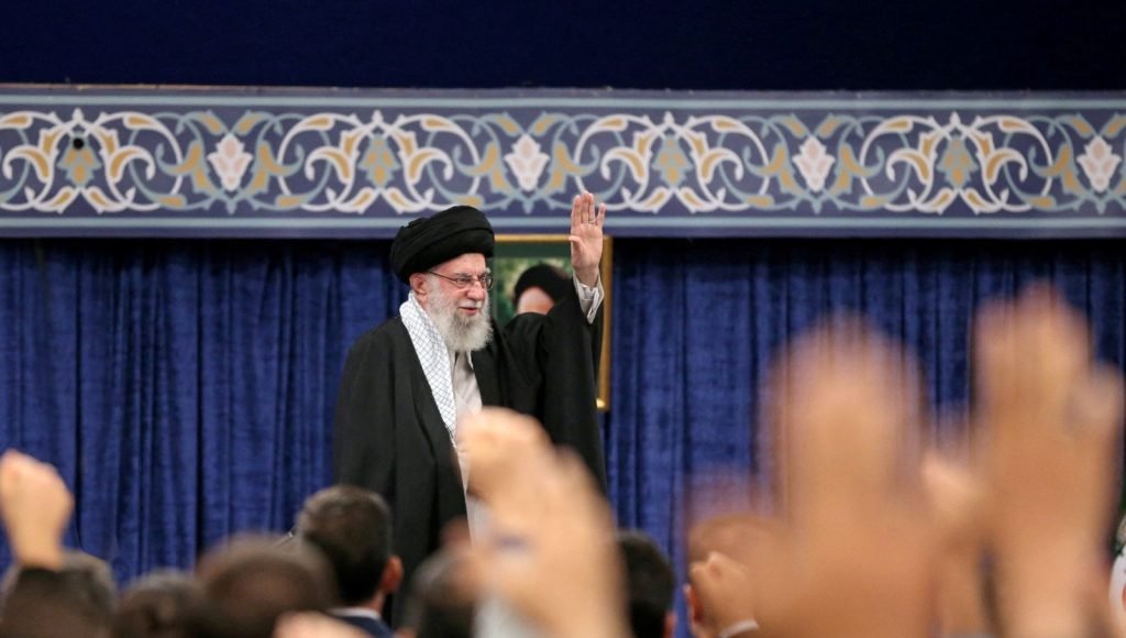 İran’ın dini lideri Hamaney: İsrail saldırısı ne küçümsenmeli ne de abartılmalı