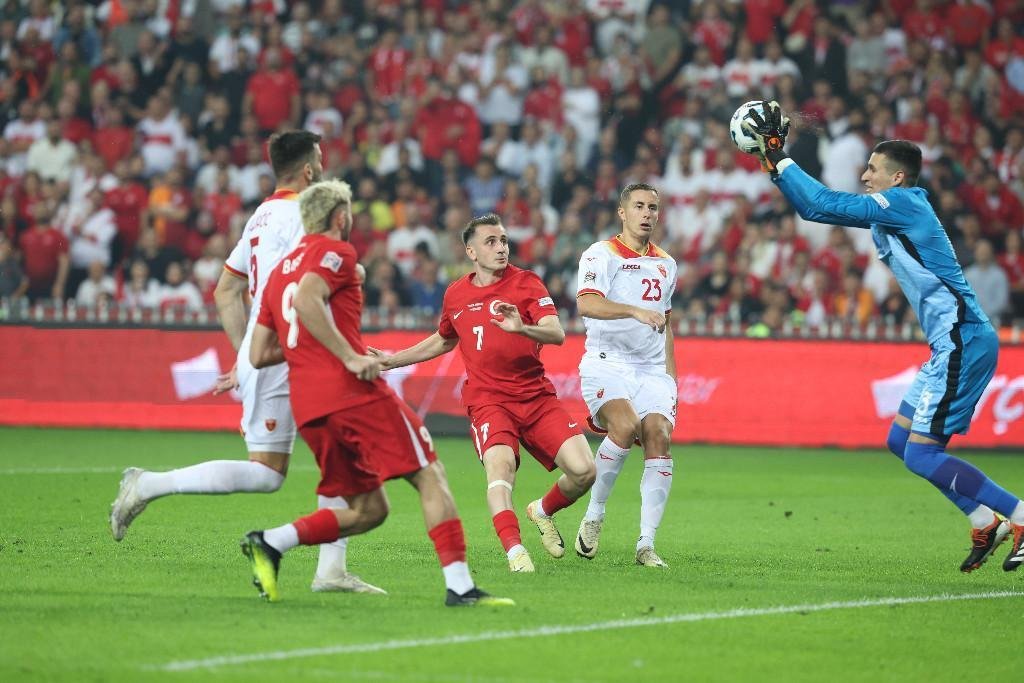 Türkiye – Karadağ maçından ekranlara yansımalayanlar