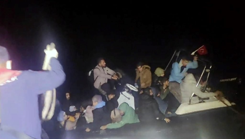 Muğla’da 12’si çocuk 31 düzensiz göçmen kurtarıldı