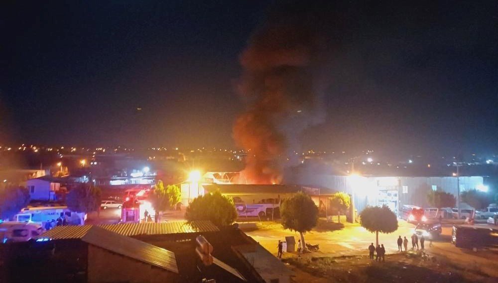 24 yaşındaki genç feci şekilde can verdi: Araç boyama atölyesindeki araçlarla birlikte yandı