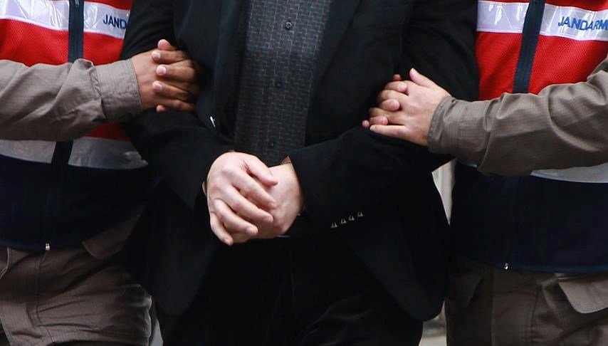 Beş şehirde organize suç örgütlerine operasyon: 24 şüpheli tutuklandı