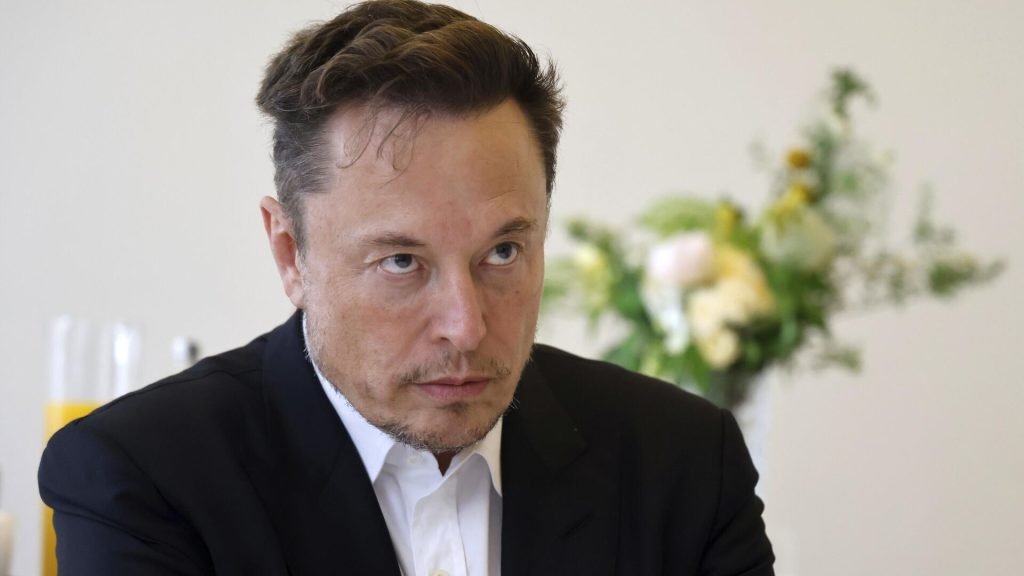Elon Musk İngiltere merkezli haber ajansını eleştirdi: ‘Ücretli propaganda’