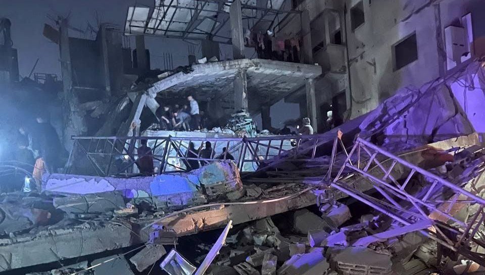 İsrail, Nuseyrat Mülteci Kampı’nı vurdu: 25 ölü, 40 yaralı