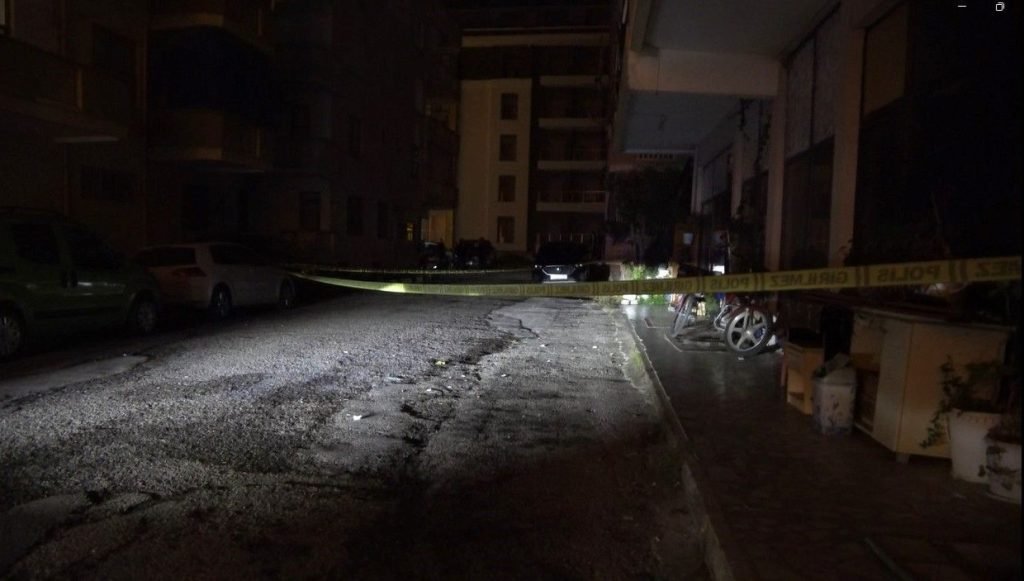 Alanya’da alacak verecek meselesi kanlı bitti: 1 ölü