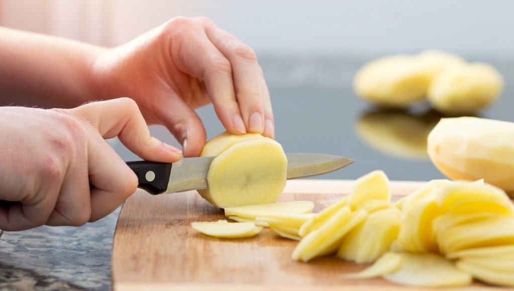 Çiğ patates yemeli misiniz? Beslenme Uzmanları “sebzelerin kralı” olarak tanımlıyor