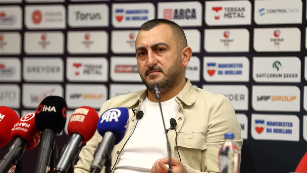 Çorum FK Başkanı Yalçın’dan sitem: ‘Asgari ücretli bilet alıyor, siyasiler 100-150 lira vermiyor’