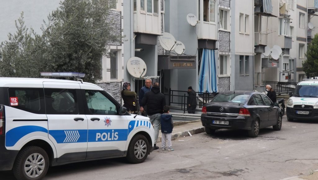 Denizli’de yalnız yaşayan yaşlı adam evinde ölü bulundu