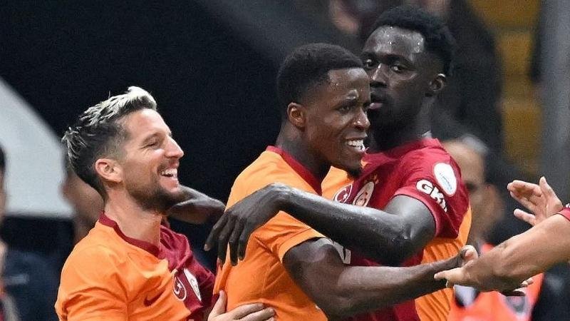 Galatasaray’da ayrılık! Mutabakat sağlandı, imzayı atıyor