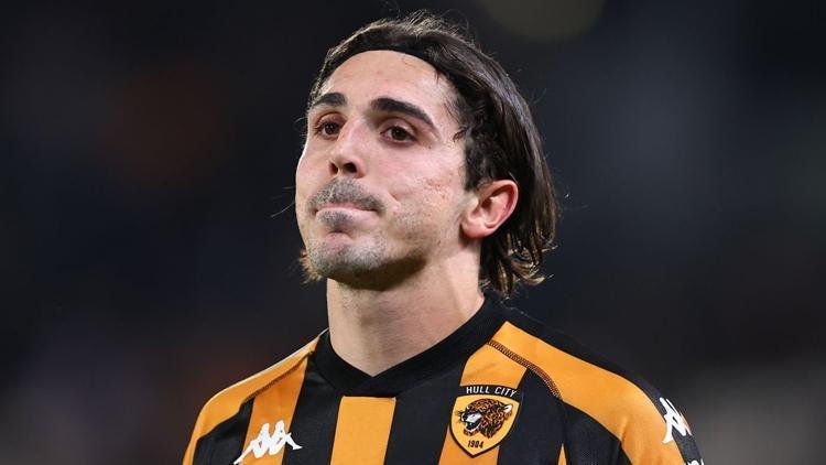 Hull City 90+3’te yıkıldı, ateş çizgisinde kaldı! Abdülkadir Ömür…