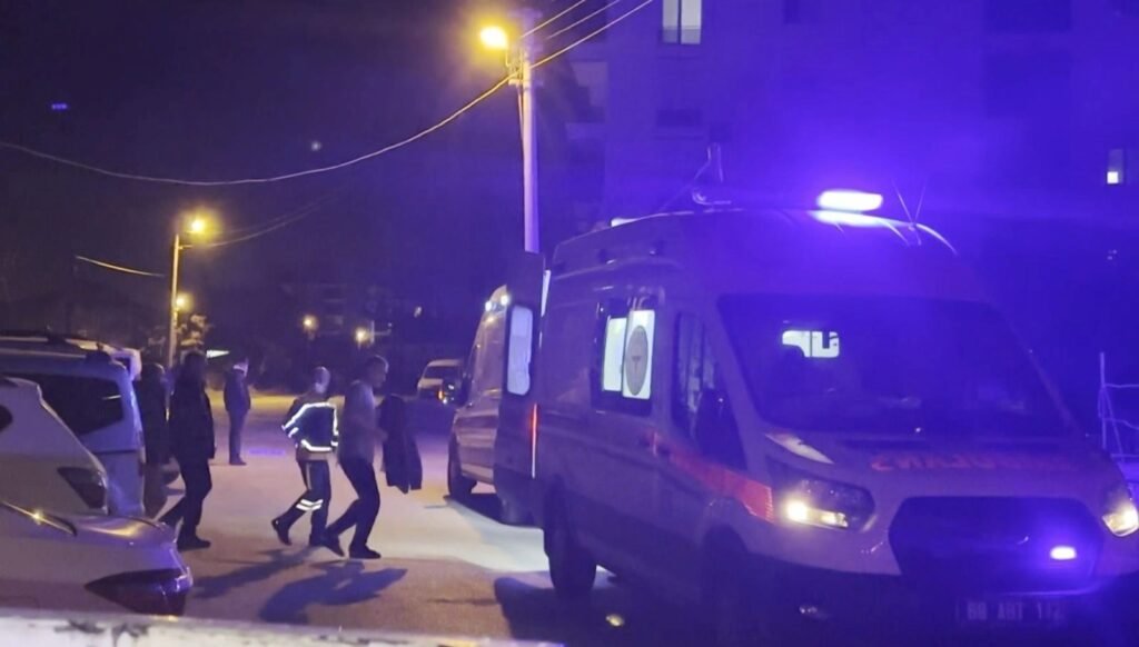 Aksaray’da komşuların gürültü kavgasında kan aktı