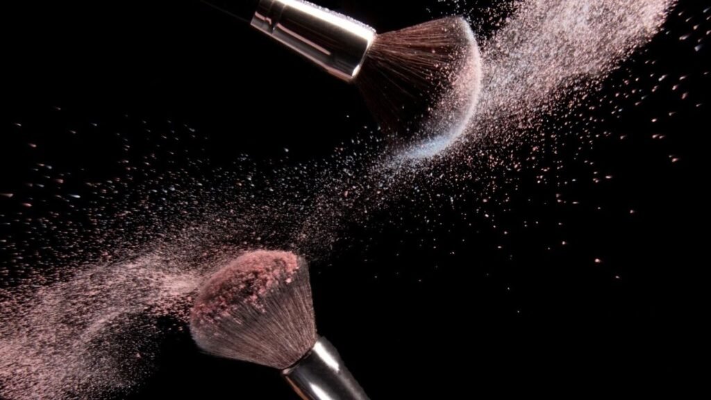 Araştırma: Türkiye’de kadınlar güzellik bütçelerinin üçte birini makyaj ürünlerine ayırıyor