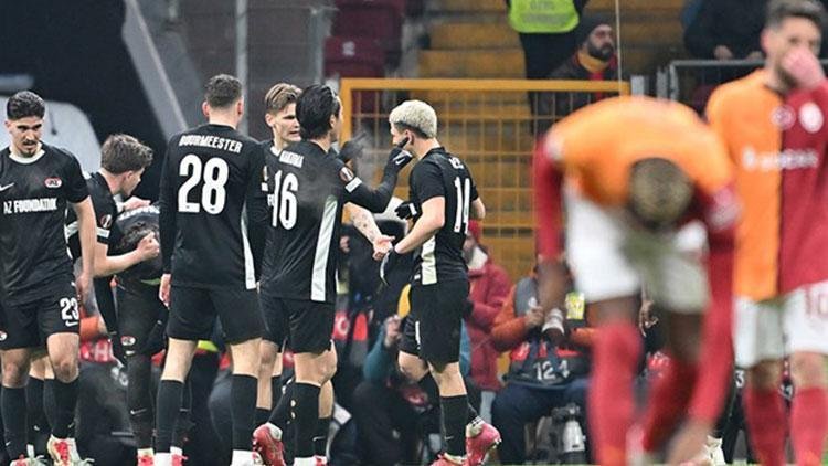 Hollanda basınından Galatasaray için çarpıcı yorumlar: ‘Tehditkar değil yüksek maaşlı oyuncu topluluğu!’