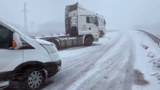 Şile’de araçlar yolda kaldı