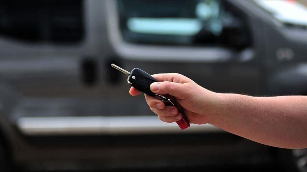 Araç sahibi olmak için büyük fırsat, taşıt kredisi faizlerinde keskin düşüş: Kredi çeken aylık ne kadar ödeyecek?