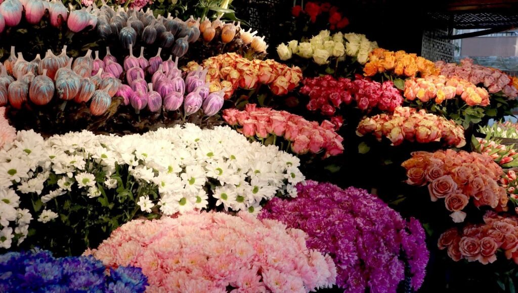 Çiçekçilerde Kadınlar Günü mesaisi başladı