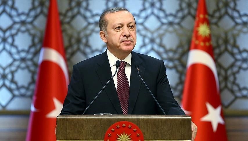 Cumhurbaşkanı Erdoğan açıklamalarda bulunuyor