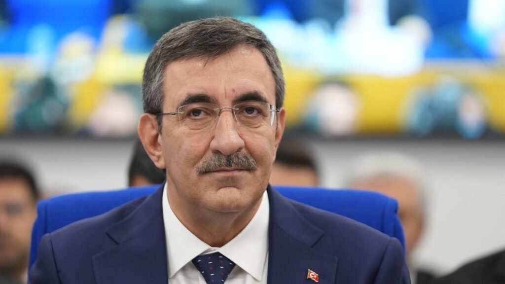 Cumhurbaşkanı Yardımcısı Yılmaz: Çok geç olmadan bu çıkmaz sokaktan geri dönülmelidir