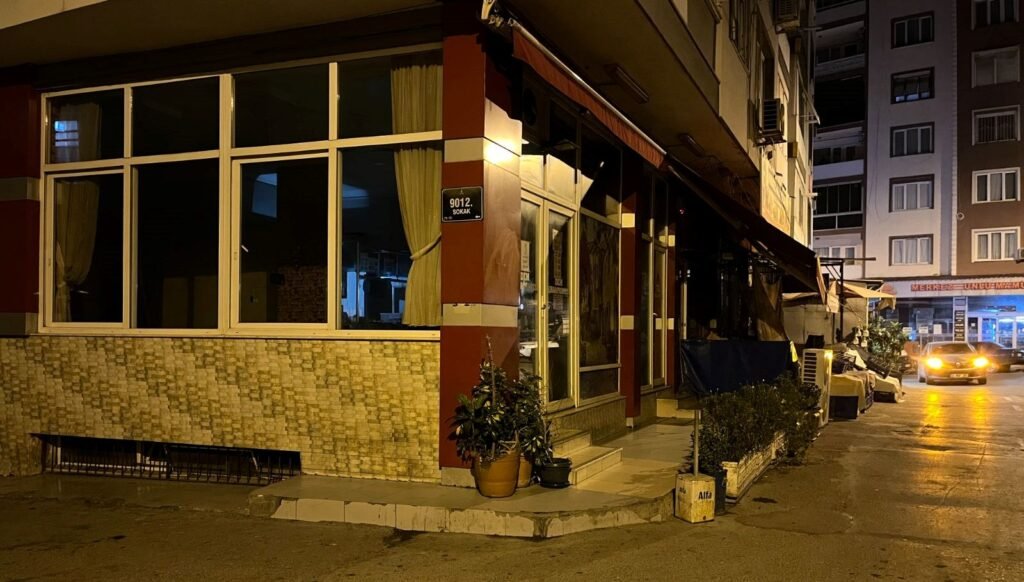 İzmir’de kahvehaneye silahlı saldırıda bir kişi öldü