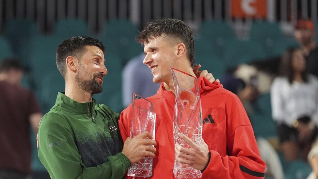 Jakub Mensik, Novak Djokovic’i yenerek Miami Açık’ta şampiyon oldu