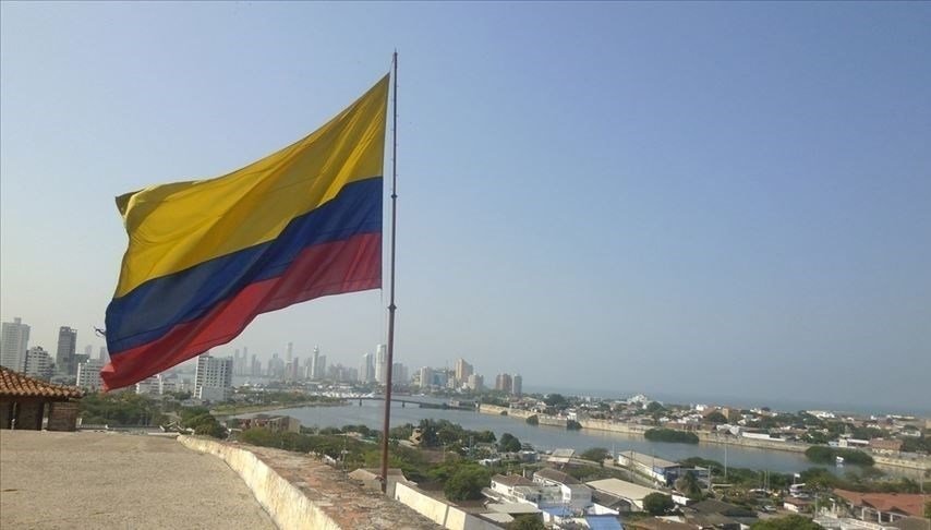 Kolombiya’da örgüt üyelerine operasyon: 13 kişi etkisiz hale getirildi