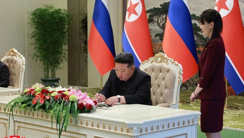 Kuzey Kore lideri Kim’in kız kardeşinden ABD’ye sert uyarı: “Stratejik tehditleri artırabiliriz”