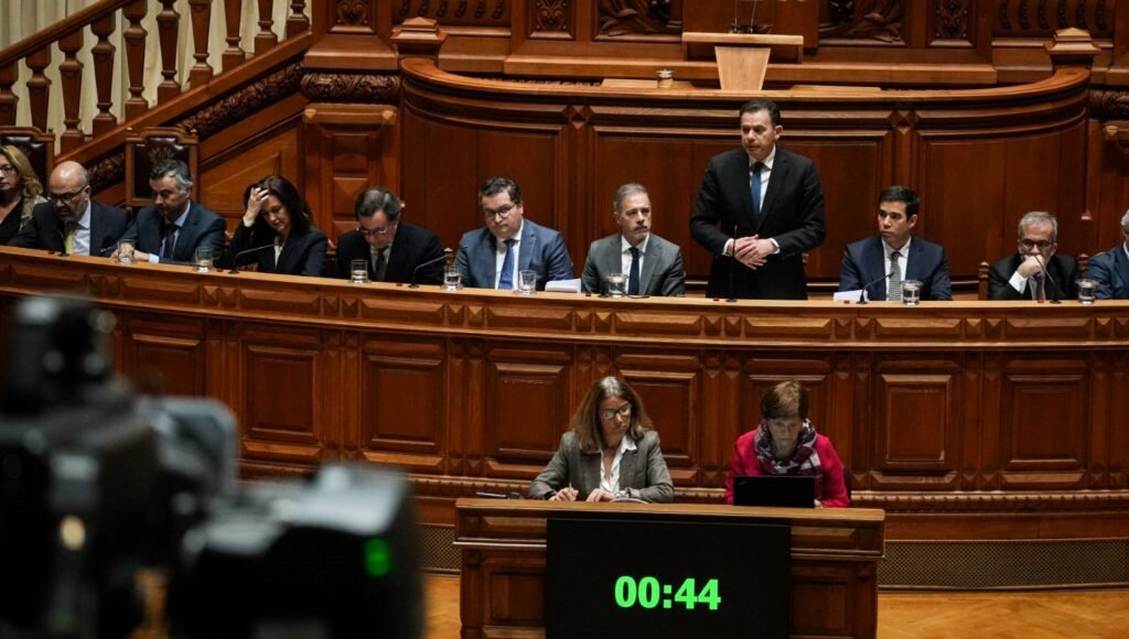 Portekiz’de hükümet düştü