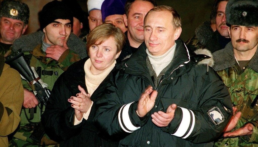 Putin ailesinin korkunç gerçeği: “Kuşatma ve toplu mezarlar”