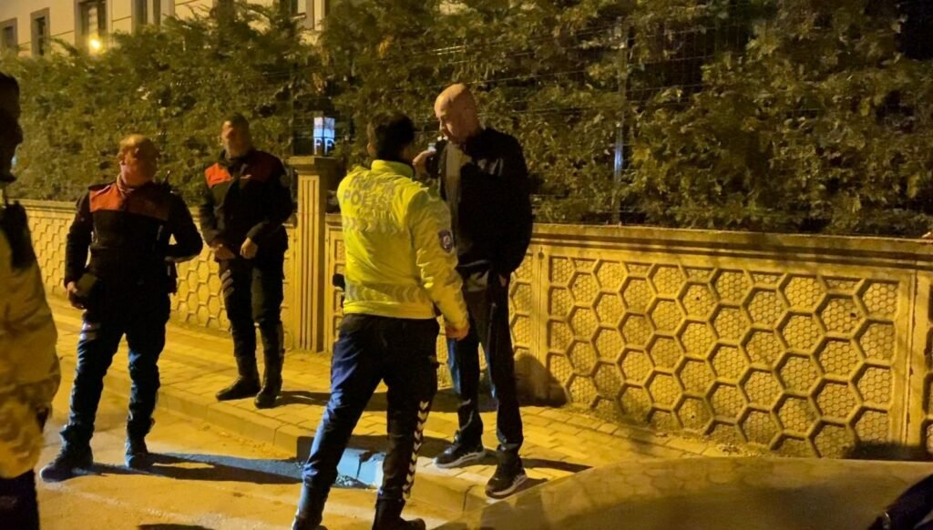 Uygulamadan kaçan 3.50 promil alkollü sürücü: “Siz Amerikan polisi misiniz?”