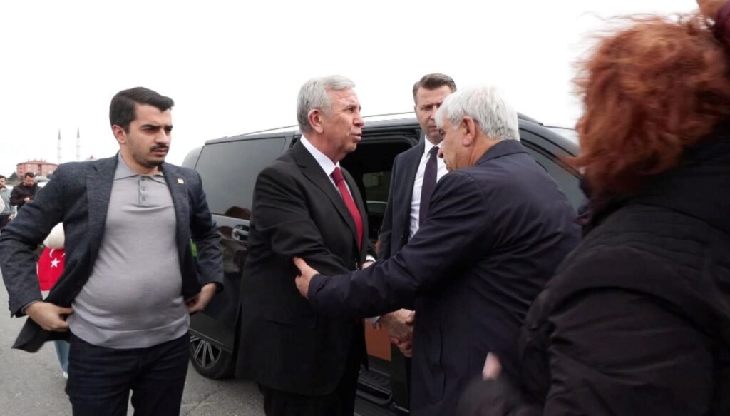 Yavaş ve Kılıçdaroğlu, İmamoğlu’nu ziyaret etti