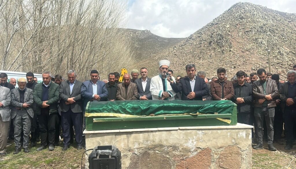 Baba ile kızlarına acı veda