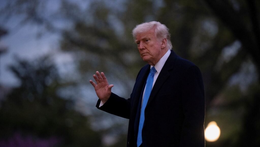 Beyaz Saray’dan açıklama: Trump gümrük vergilerini erteleyecek mi?