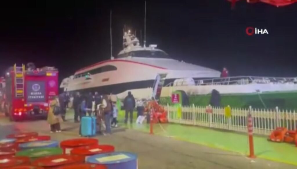 BUDO’da yangın paniği: 5 kişi hastaneye kaldırıldı