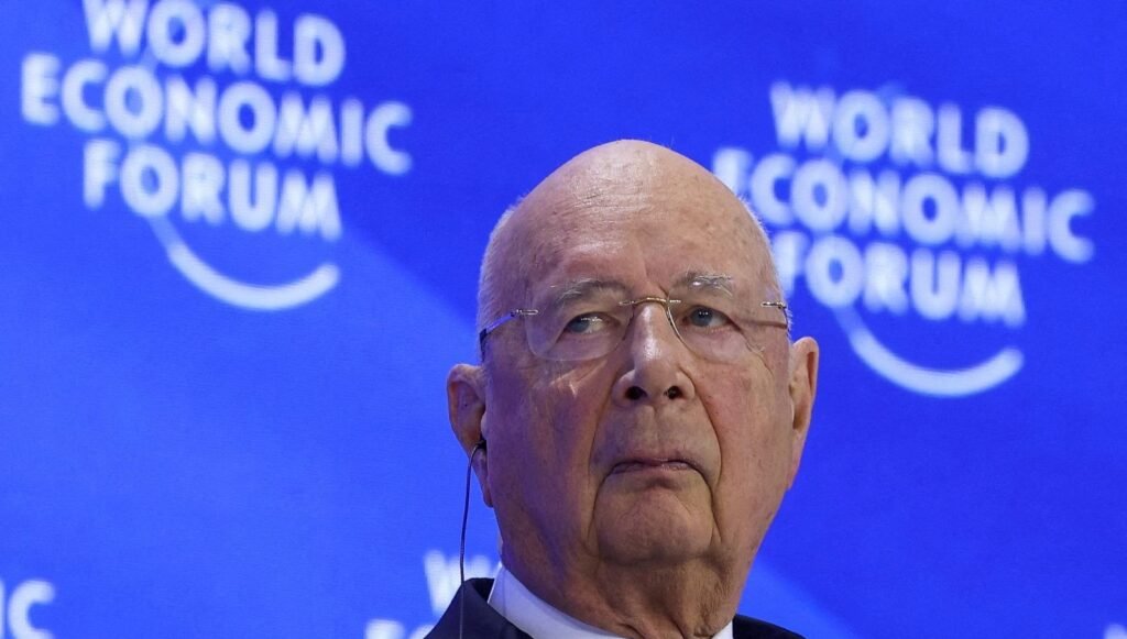 Davos’ta deprem: İfşacının mektubu, istifa getirmiş