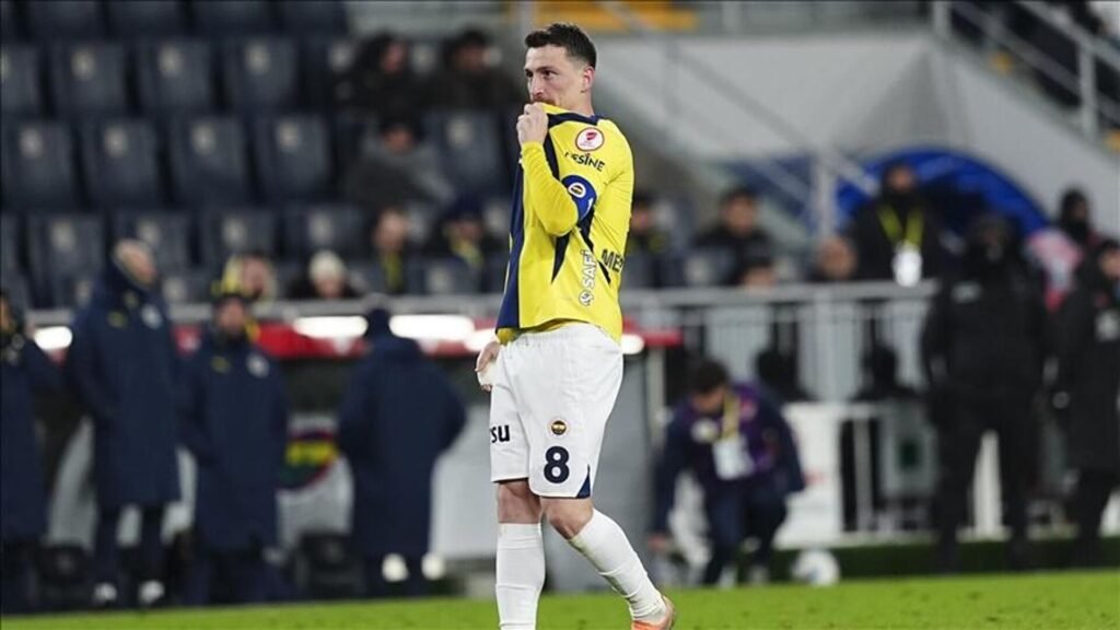 Fenerbahçe’ye kötü haber: Mert Hakan Yandaş hastanelik oldu