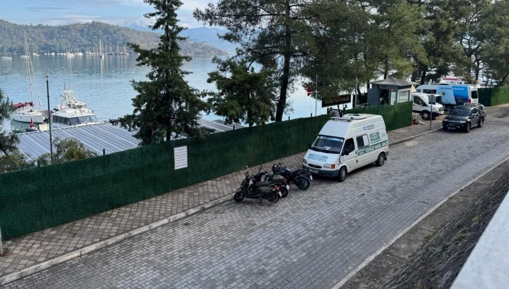 Fethiye’de düzensiz göçmenlerin bulunduğu bot kaza yaptı