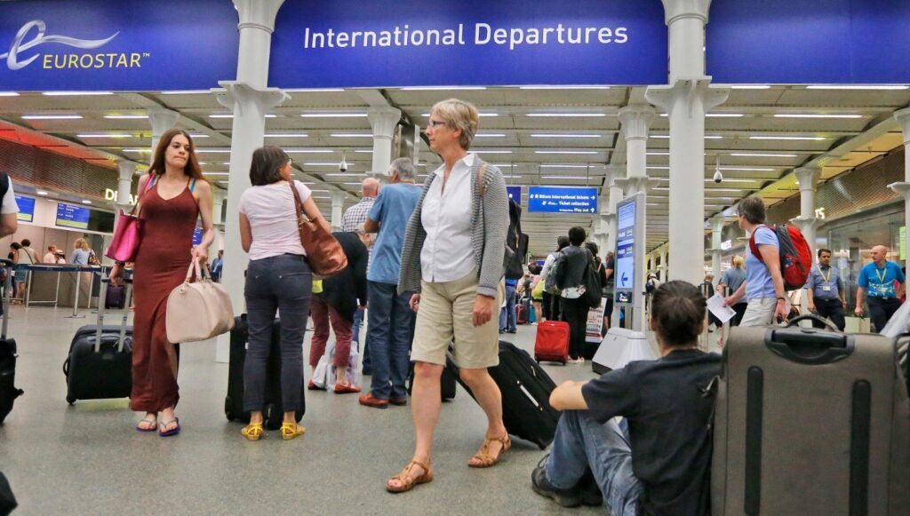 İngiltere’ye elektronik izinsiz girilemeyecek