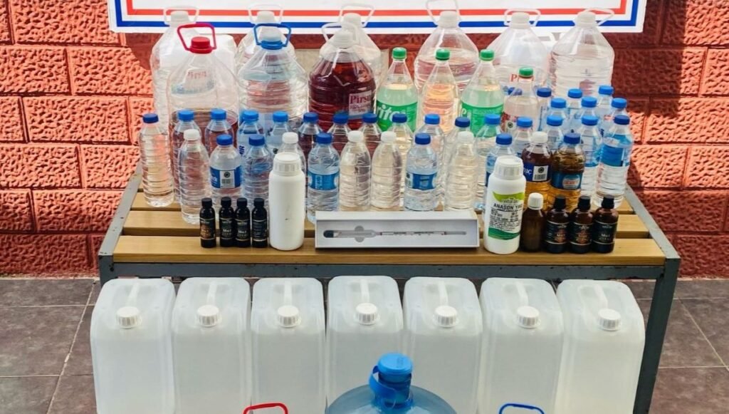 İzmir’de 8 ton etil alkol yakalandı