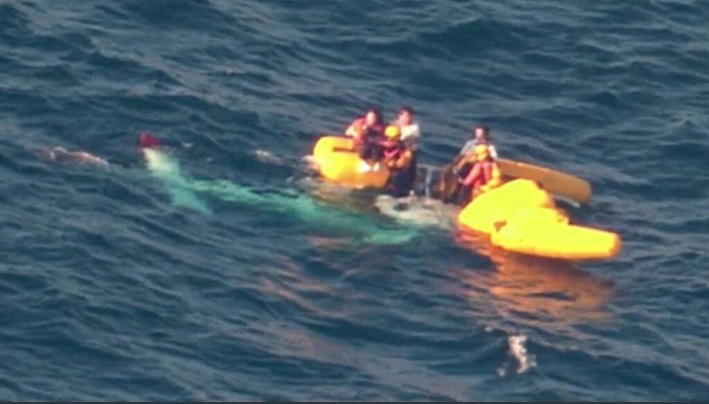 Japonya’da ambulans helikopter düştü: 3 ölü