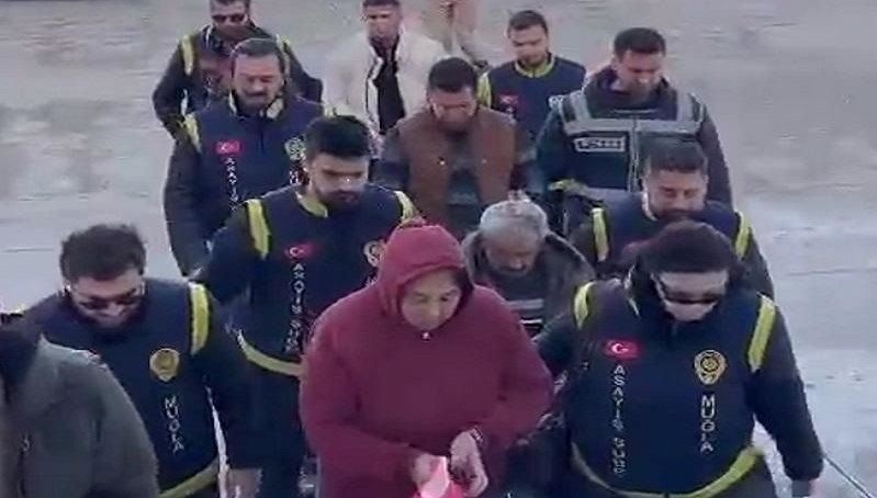 Ölü bulunan bir bebek, bir çikolata poşeti ve 7 yıl sonra ortaya çıkan korkunç gerçek