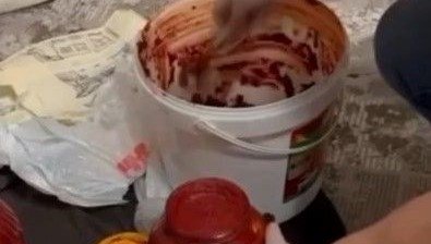 Salça bidonunda uyuşturucu zulası!