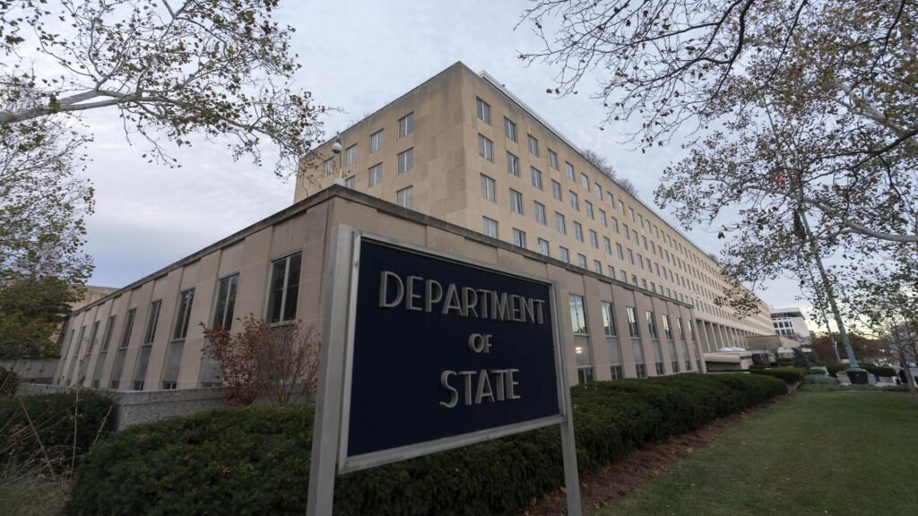 ABD Dışişleri Bakanlığı:  Rusya ile Ukrayna arasında gerçekleşen ‘bire bir’ esir değişimini memnuniyetle karşılıyoruz