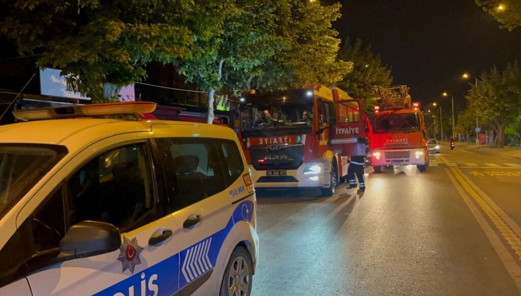 Birden alev aldı… Tekirdağ’da kafede yangın paniği