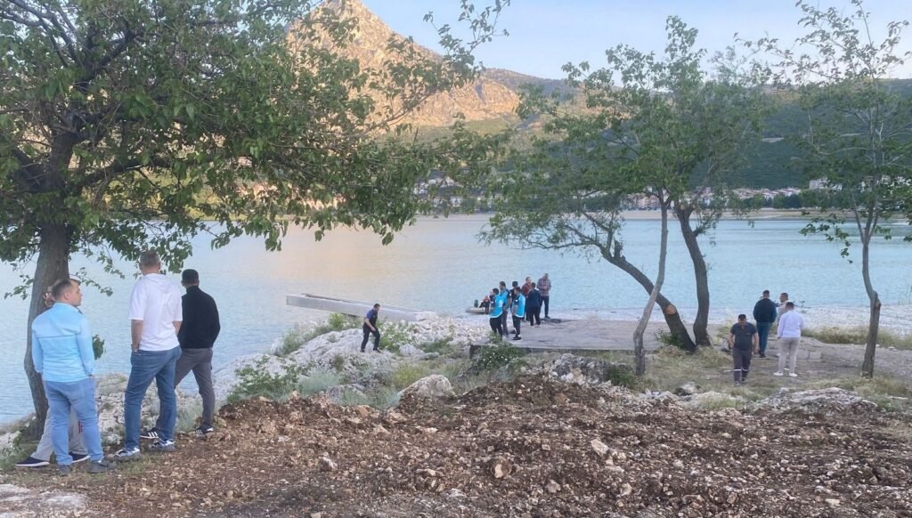 Deniz simidi ile girdiği gölde, cansız bedeni bulundu