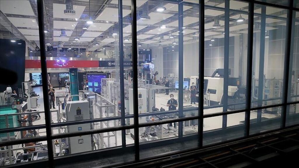 Dev boya fabrikasından kritik adım: Lokavt kararı alındı