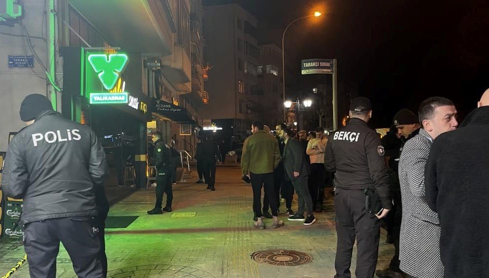 Eğlence mekanında silahlı saldırı: Bir ağır yaralı