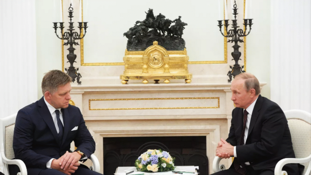 Putin Kremlin’de Slovakya Başbakanı Fico ile bir araya geldi