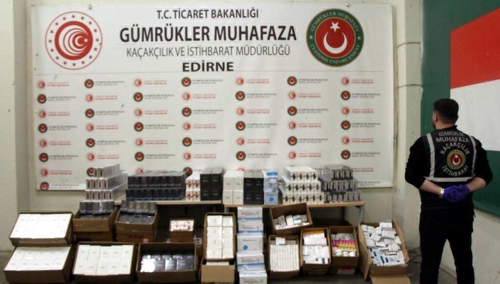Sınırda kaçakçılık operasyonu: Binlerce elektronik sigara yakalandı