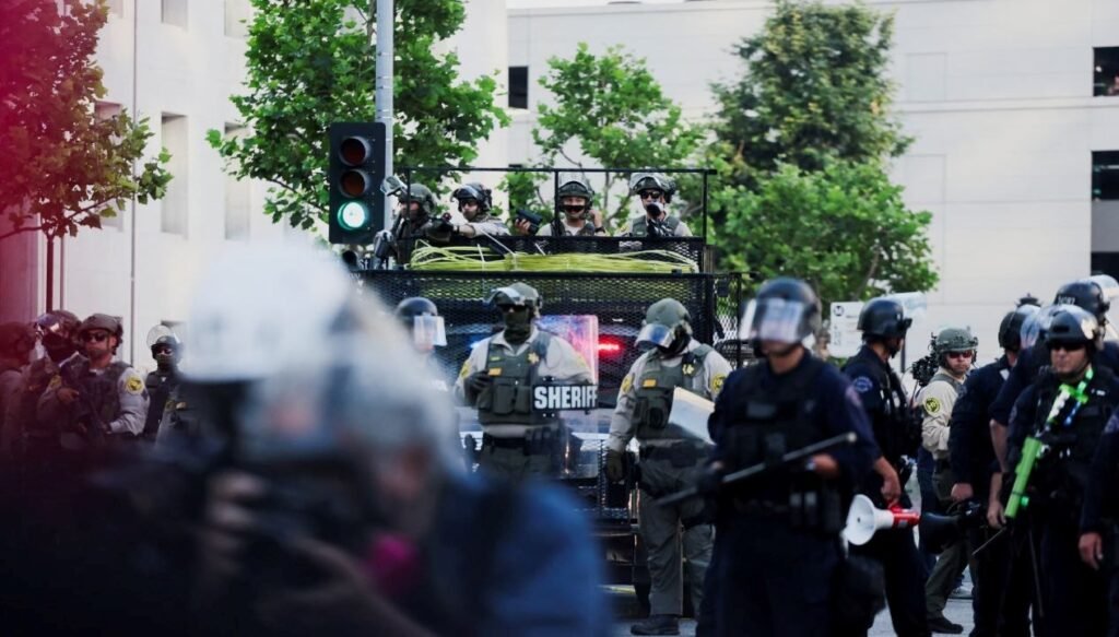 ABD, göçmenleri anavatanları dışındaki ülkelere sınır dışı edebilecek